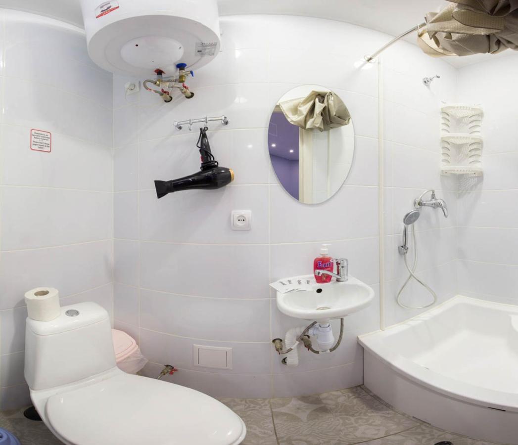 New Studio In The City Center - Mykoly Khvylovoho Str 5-2 Charkov Buitenkant foto